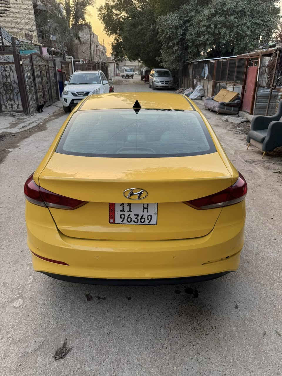 هيونداي النترا موديل 2018 وارد امريكي صور الحادث بالمنشور مرفقه بدون لغد ولا شاصي ولا حوض ولا تكم مكفوله كفاله عامه 
مكينة گير حدادية تبريد على الفحص
حجم المحرك 1800 دوش المرغوب لا تبخير ولا تنقيص 
تحكم ستيرن
شاشة 
كامره دواره 
داخل لونين
تدفئه تبريد 
لايتات زنون 
دوشمه دلو جديده 
مكان السيارة بغداد
رقم بغداد  الماني بسمي تحويل ثاني يوم  مصفره هيئه وغرامات السعر132وبيه مجال
أي استفسار  ***********
