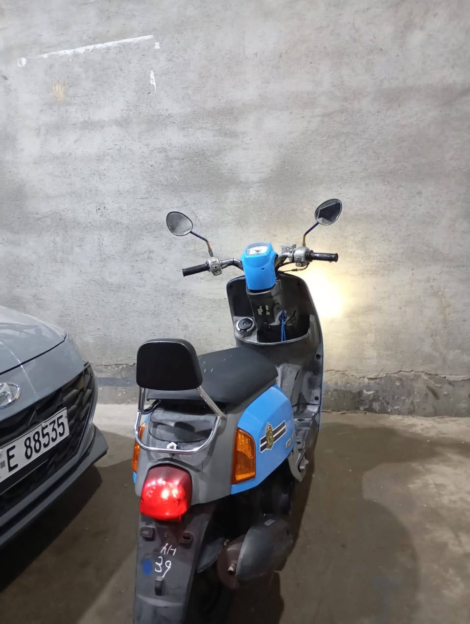 سلام عليكم دراجه بوليسي صالي تلتشر من طالعه رمبه سعر بمليون وبيه مجال بكاني بصره رقمي ***********
