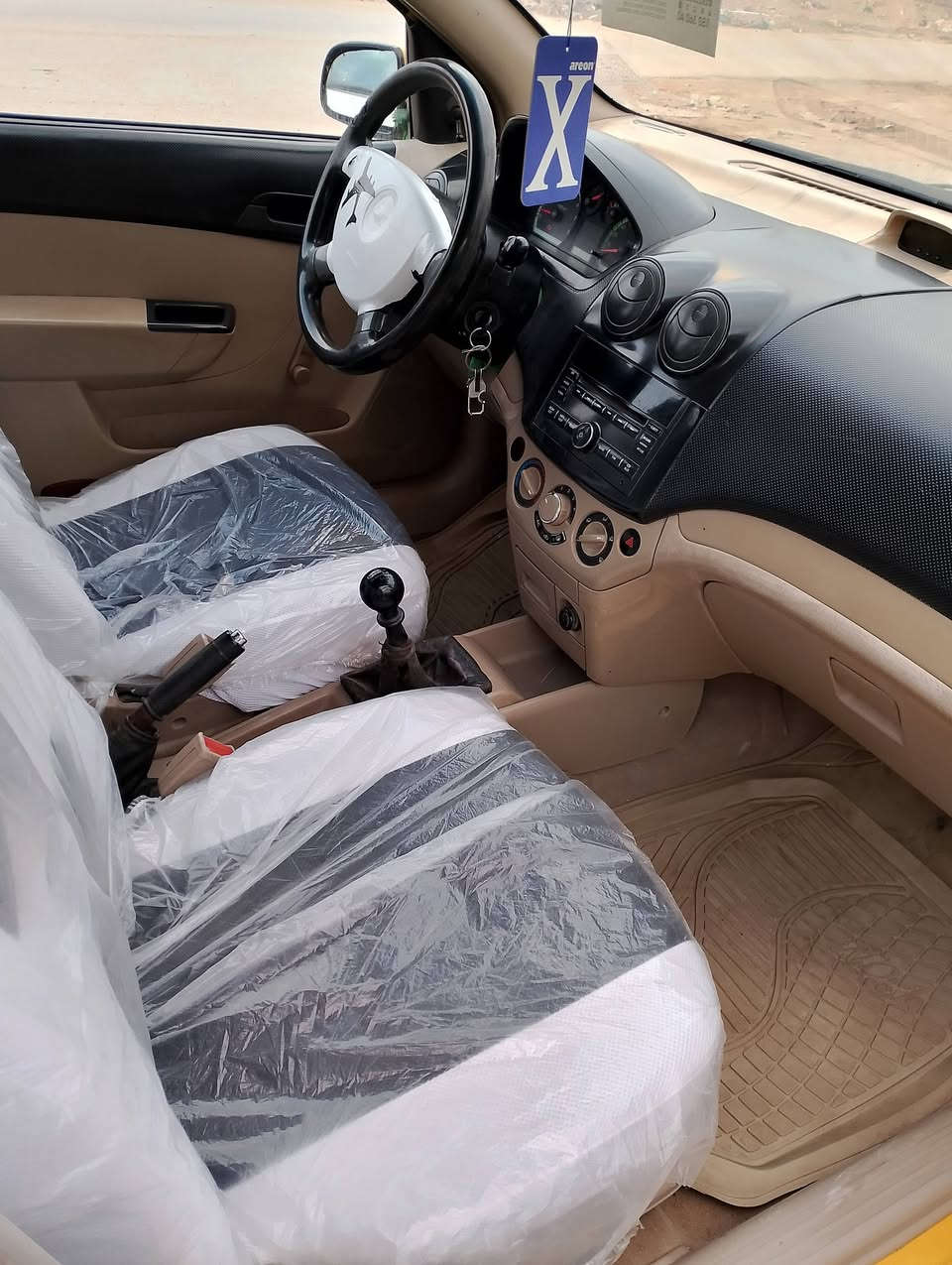 افيو للبيع موديل 2010 خليجي كير ومكينه وحداديه تخم تاير كله جديد سياره جاهزه مابيه نقص سنوية جديده مصفره هيئه وغرامات تحويل ثاني يوم مكاني سماوه سعر 47 وبيع مجال الاستفسار ***********
