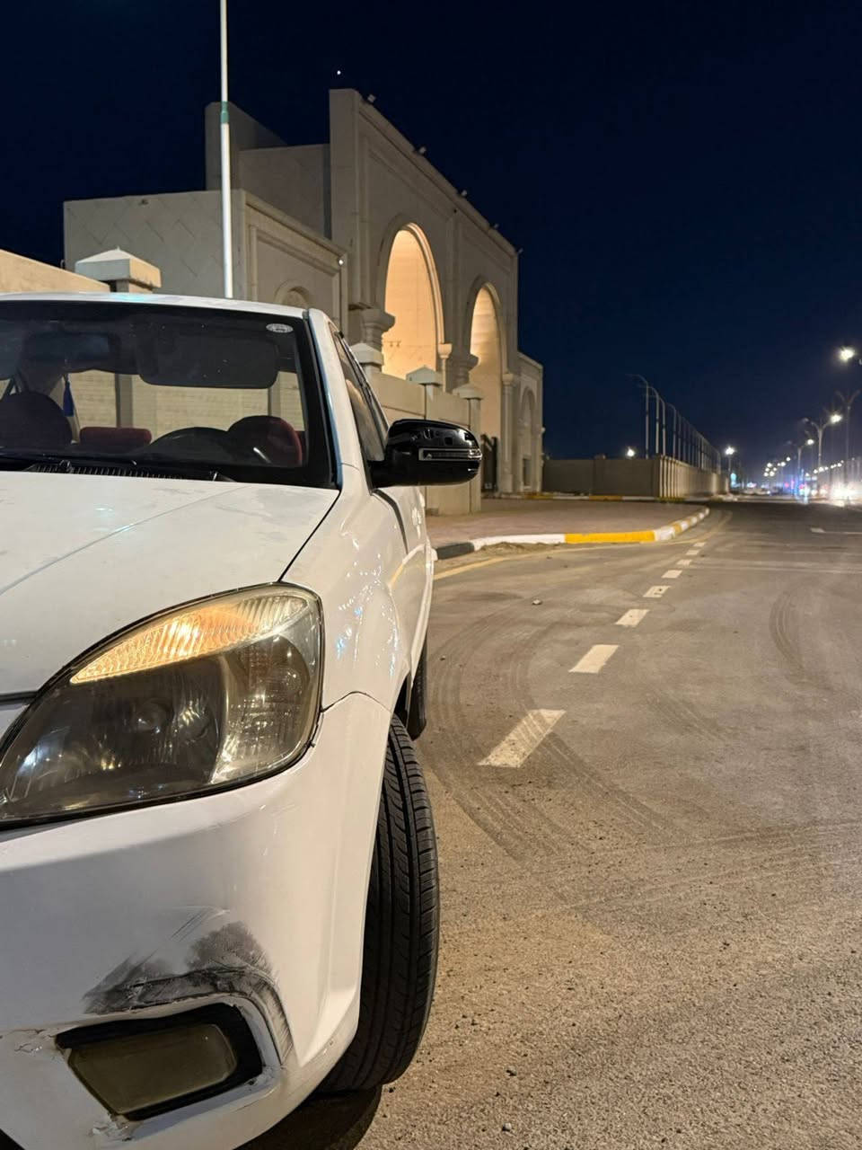 كيا ريو ٢٠١٢ 
مكينة وگير جديد 
تخم تاير نضيف 
تدفئة تبريد خير من الله 
رقم اربيل بأسمي تحويل ثاني يوم 
السيارة مكفولة من الصبغ بيهه باردات فقق
مكاني كربلا اب حي الحسين سعرهه 80وبيهه مجال كلش بصيط
توصل ***********
