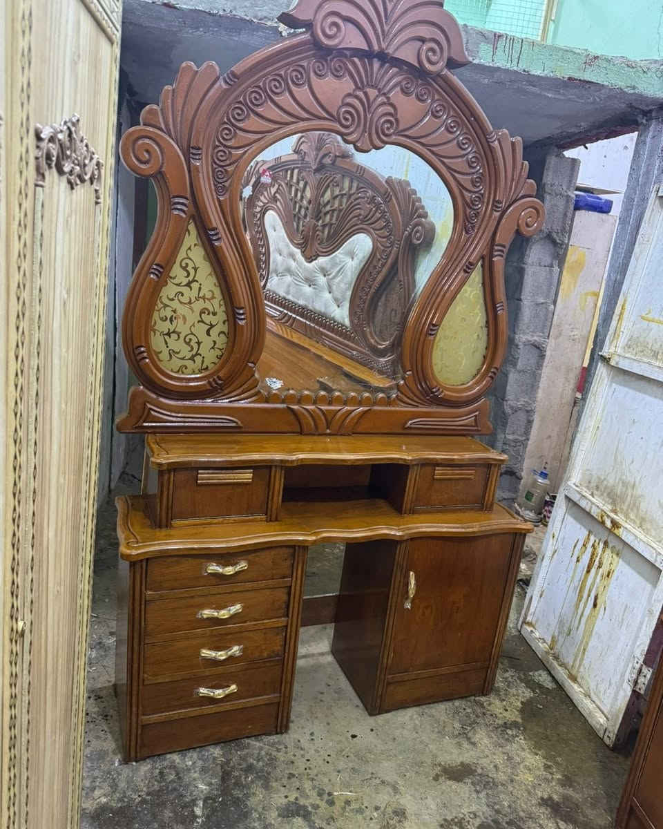 سلام عليكم غرفه مستخدمه صاج  داخل وخارج صاح  ***********
