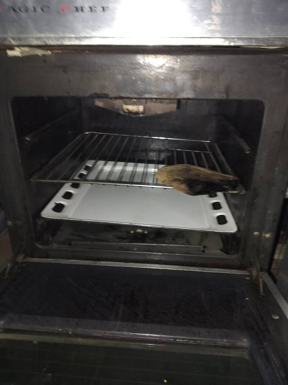 طباخ للبيع نظيف سعر250بي مجال للشراي عنوان حي قاهره بغداد


**إذا كنت صاحب هذا الإعلان وتريد حذفه لأي سبب، رجاءا أرسل رسالة إلى الدعم الفني**