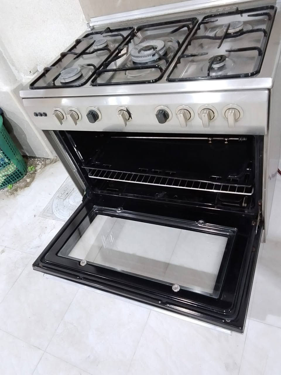 طباخ إيطالي ماركة أصلي وبلادي شغال العيون والفرن والبيع ع فحص.. متوفر توصيل داخل وخارج الناصريه
 
الشراي يراسلني ويدلل .


**إذا كنت صاحب هذا الإعلان وتريد حذفه لأي سبب، رجاءا أرسل رسالة إلى الدعم الفني**