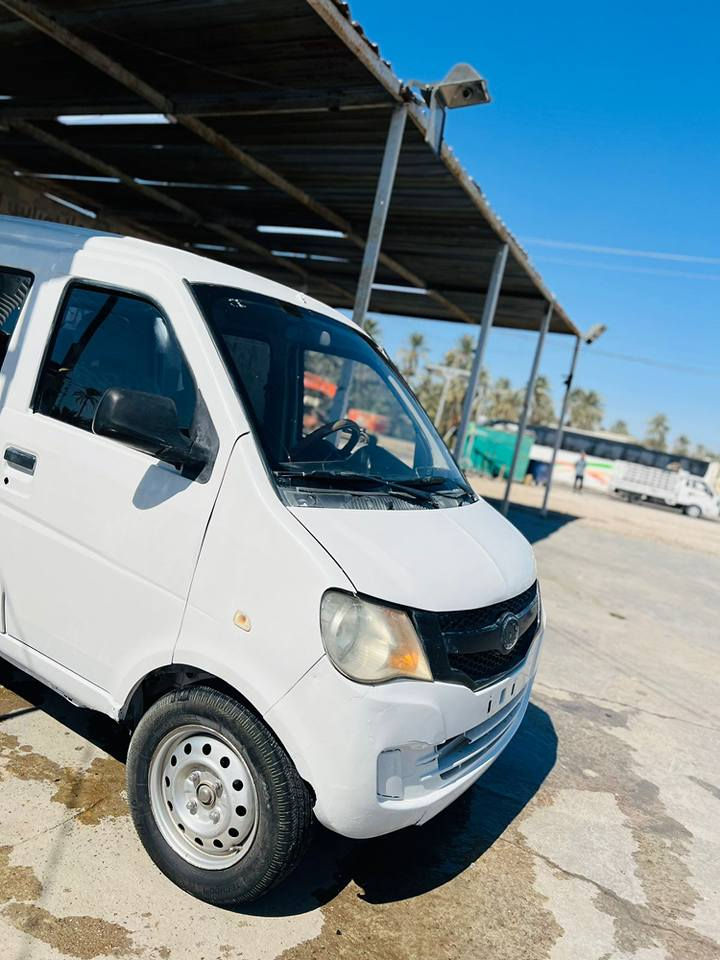 ﷽
تحيه طيبه اخواني الاعزاء للبيع فقط ليفان 2013 سياره 10 راكب باص مزاد وزارة الداخلية وكاله الاستخبارات كتاب بسمي واسوي وكاله للمشتري وين ماجان تمشي بيه ترقيم مجاني ع دوله بدون كمرك وضربيه فقط رسوم ع مشتري السياره مكينه وكير مسبوشي بانزين كير عادي بدون حادث فقط مصبوغه للجماليه اني صبغته السياره نضيفه مثل ماموجوده بالصور السعر 28 $مكاني كربلاء الحسينيه 
رقم الهاتف *********** كربلاء, العراق
