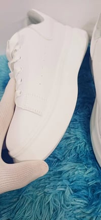 حذاء كاجول • أبيض • قياس ٤٤