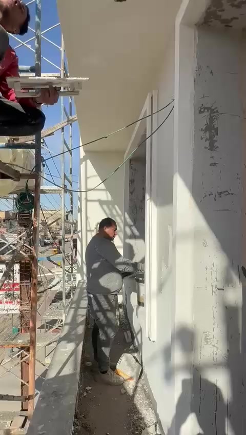 خلفه مصري لبخ وفوم وطلس ونتر وتشطيب وجهات بي كسر زجاج اعلي جوده بفضل الله   ***********
