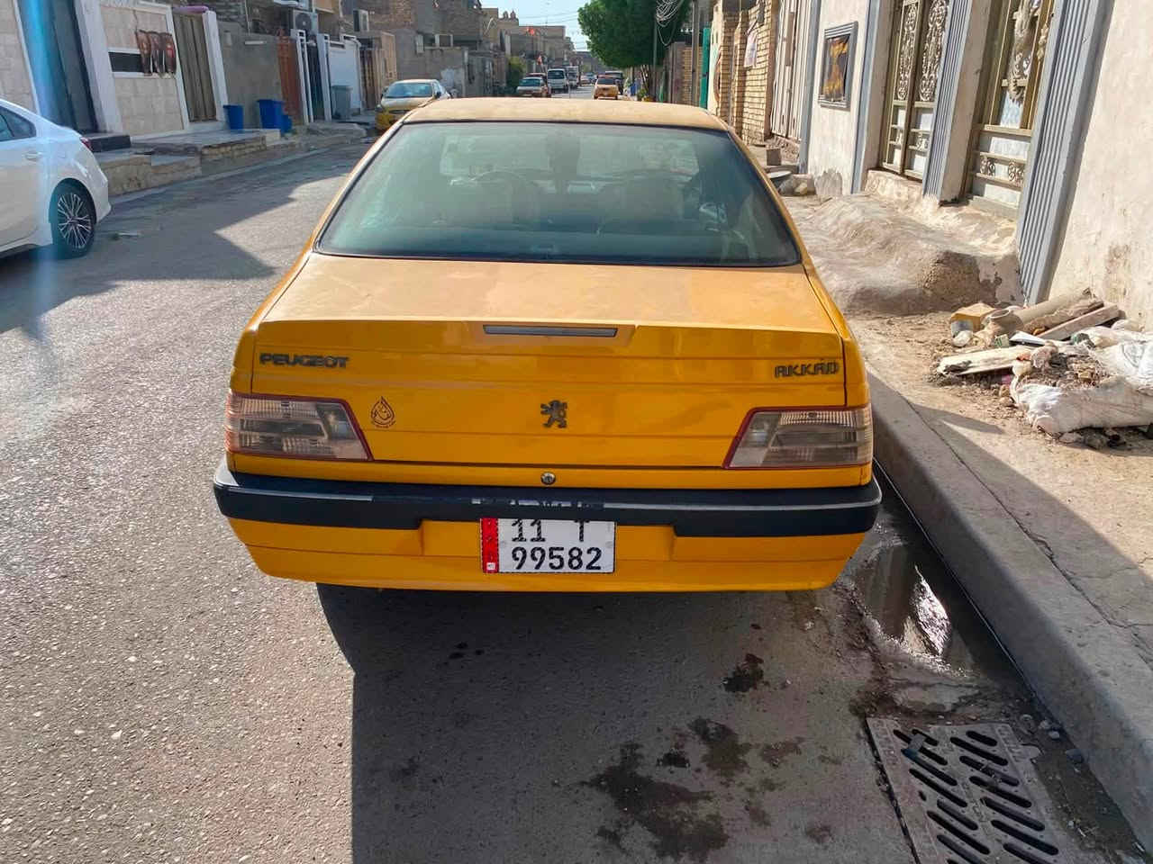 بيجو لميس 2016 دشبول عالي بيه صبغ جمالغ امامي شبر  وباب الخلفي صدر بيه فوك التريشه  مكاني حي اور السعر 45وبيها مجال بسيط ***********
