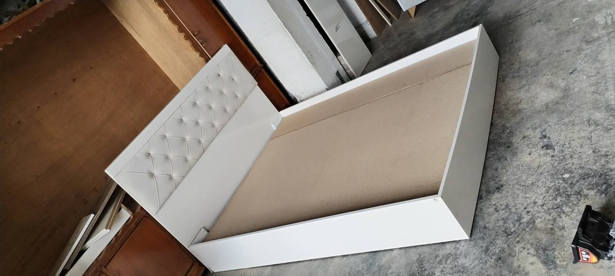 سیسەم دوونەفەری پووخوت هیچی نەشکاوا دۆشەک تووبی دەبڵ بەس دۆشەکی خەسلی اوێ ڕووی زستانیەکەی .حاجیاوا . ***********
