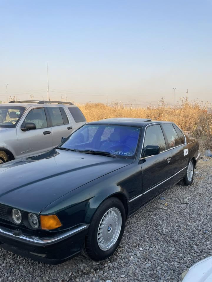 سلاو ئەو سەیارەم هەیە
BMW-730
مەکینە 30سەقەرە دەبل دیجیتەل 
دەبل گێری سەقەرە تۆماتیکە-عادی
رەقەم ئەسلیە -پاکانەیە 
براوە و کێر و مەکینە بەشەرتە 
موس بەشەرت 
دەعامی لۆ دەعامی بەشەرتە 
سەیارەکی بێ مەسرەفە بەشەرت 
لۆ نرخیش:45$وەرەقەو مەعمەلە
رەقەم تەلەفۆن:***********
ئادمین

