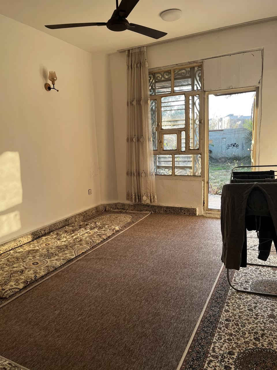 شقة للبيع
المساحة 220 متر في البياع
تحتوي على 3 غرف نوم وحمامين ومطبخ حار وبارد
+صالة واستقبال
للاستفسار 

+964 781 658 6985


**إذا كنت صاحب هذا الإعلان وتريد حذفه لأي سبب، رجاءا أرسل رسالة إلى الدعم الفني**