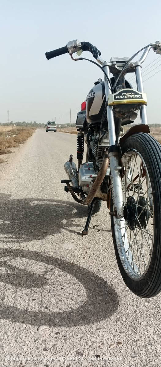 سلام عليكم دراجه كلك البيع السعر 425 وبيهه مجال دراجه كدامكن مكاني طريق كربلاء نجف عمود 720


**إذا كنت صاحب هذا الإعلان وتريد حذفه لأي سبب، رجاءا أرسل رسالة إلى الدعم الفني**