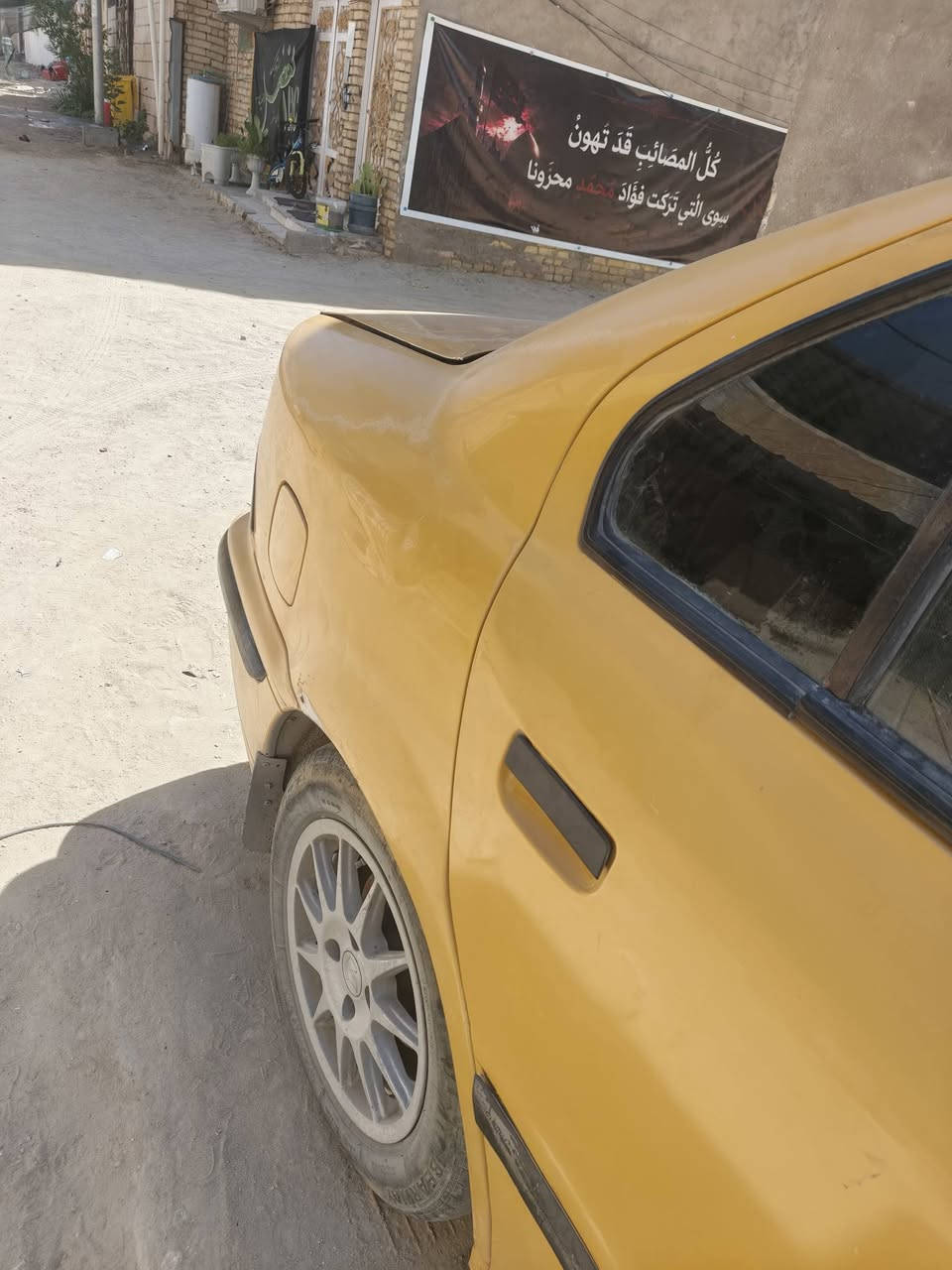 سلام عليكم سمند ٢٠١٠ للبيع رقم نجف مشروع وطني 
صاحبهه بل حله مصفر هيئه وغرامه سعره ٢٣وبيه مجال 
للتواصل ***********
