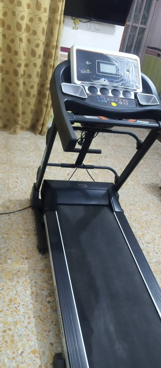 جهاز للبيع   نضيف كشكل  ماطور محترك للاستفسار الاتصال على الرقم التالي ***********
