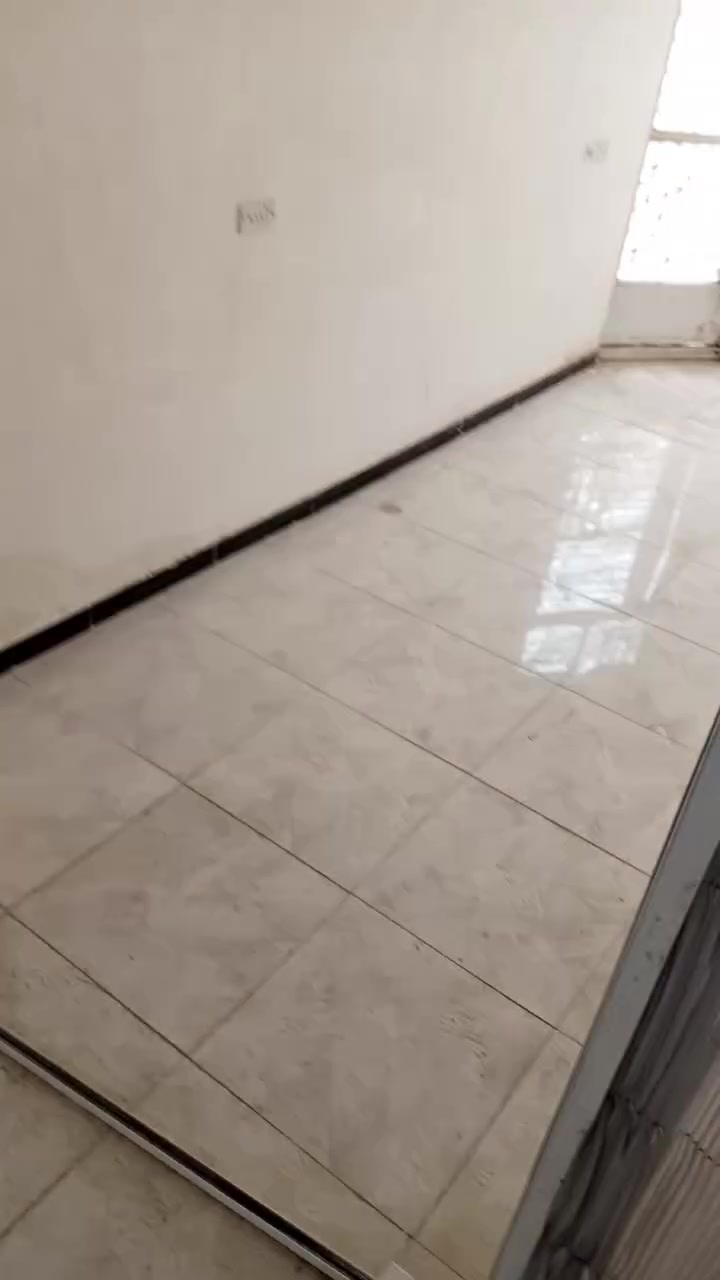🛑دار للبيع.. المساحة 100 متر..طابو زراعي 25.. خلف حسينية أم البنين جهة البانزين خانة..قريبة من الشارع العام.. تصلح لعائلة صغيرة ... للمزيد من المعلومات الأتصال على هذا الرقم ويوجد واتس آب :-
***********📞
