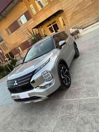 أوتلاندەر • ٢٠٢٢ • دفع رباعي