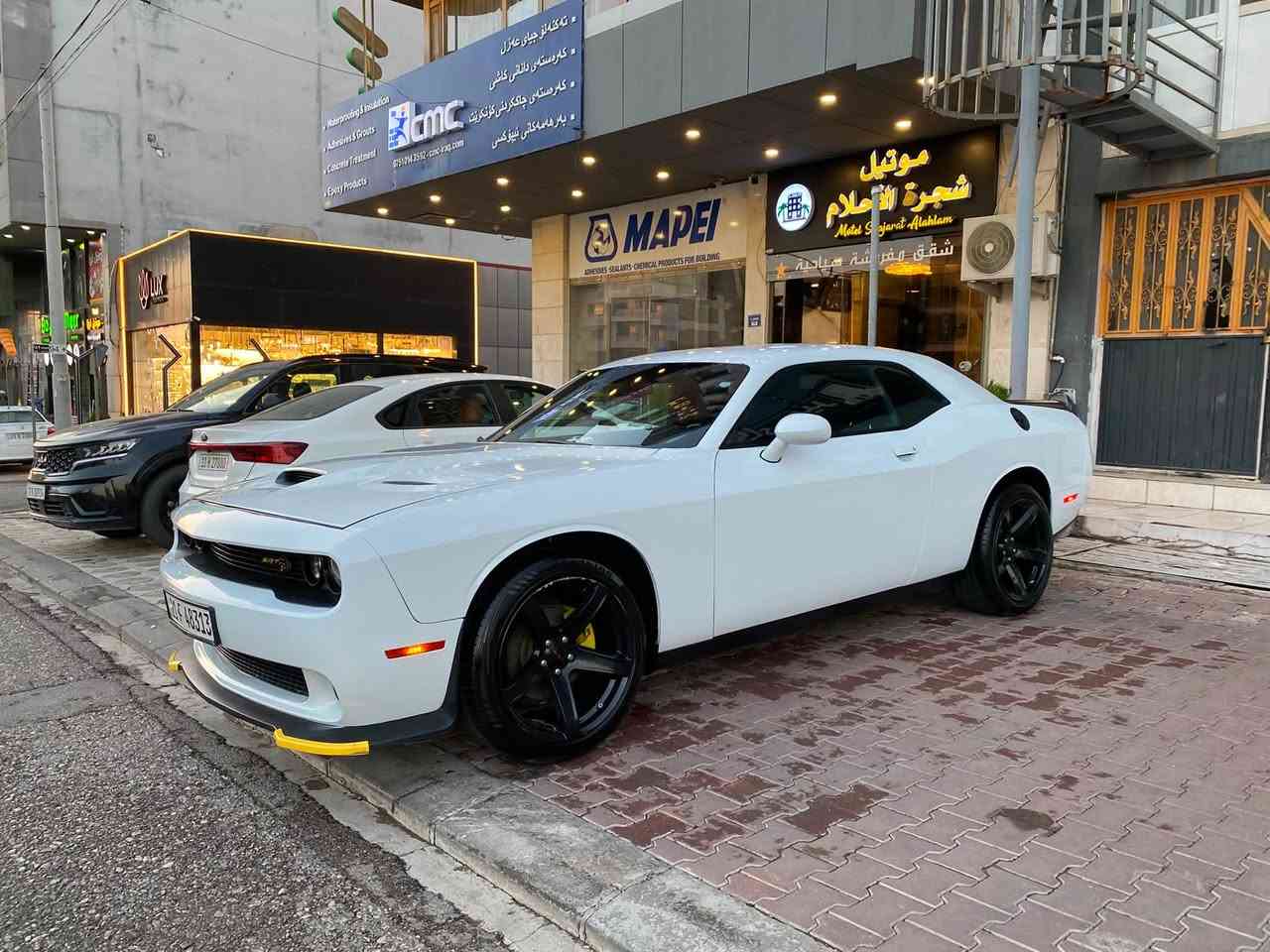 السلام عليكم
للبيع جالنجر sxt 2023
ماشيه 28 الف ميل ضررها قطعتين جاملغ وبنيد 
المواصفات المعروفه 
كشنات وستيرن تدفئة شاشه كبيره كشن كهرباء تشغيل عن بعد اكزوز رياضي تخم تاير و ويل جديد السياره ماشاءالله ماناقصه شي / مكان السياره السليمانيه


**إذا كنت صاحب هذا الإعلان وتريد حذفه لأي سبب، رجاءا أرسل رسالة إلى الدعم الفني**