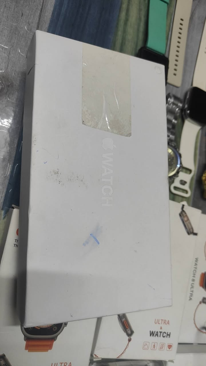 السلام عليكم طلعن عندي هاي الساعتين ويه البضاعه كتابه حفر بل باكيت ابل  وشكل الياعات كلش راقي وثقيل الي مهتم يدفع سعر وبيعله


**إذا كنت صاحب هذا الإعلان وتريد حذفه لأي سبب، رجاءا أرسل رسالة إلى الدعم الفني**