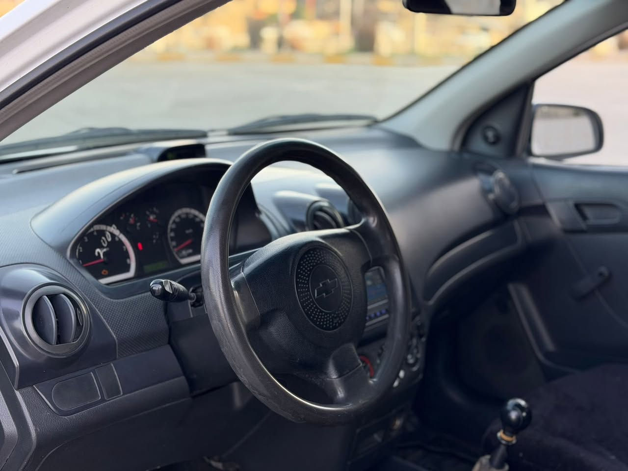 افيو 2008 سيارة بيها جاملغ. وربع بوند وشويه بارد باب الورة سيارة حلوة ونضيفه مابيها اي نقص سيارة ممتعوبه 
سعرها 58. وبيها مجال 
مكانها موصل كوكجلي 
تحويل وكاله
***********
