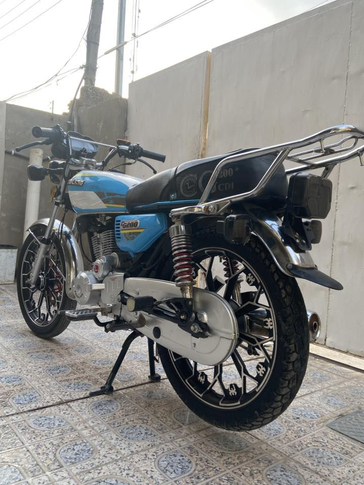 السلام عليكم للبيع سيفان 2024 مكينه200 كفاله من شخط من عده رصعه كلش صغيره بل تانكي سلف هندر اشاير لايت بكلايت كله كامله مابيهه اي نقص لو برغي مابيهه نقص دشبول ابو العرض شغال مكينه تخبل برغي ممفتوح بيهه اوراق كارتونيه ومكاني ديالى الخالص هبهب رقمي ***********
