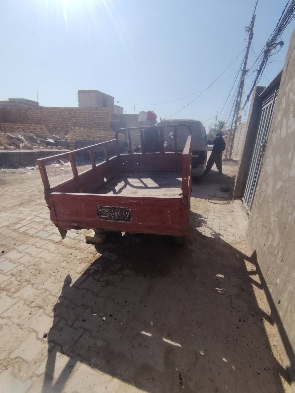 ستوته شغاله موديل 8 مكفوله شااصي ومكينه ررقم اسوود ب 550 وبيهاا مجال قليل ***********
