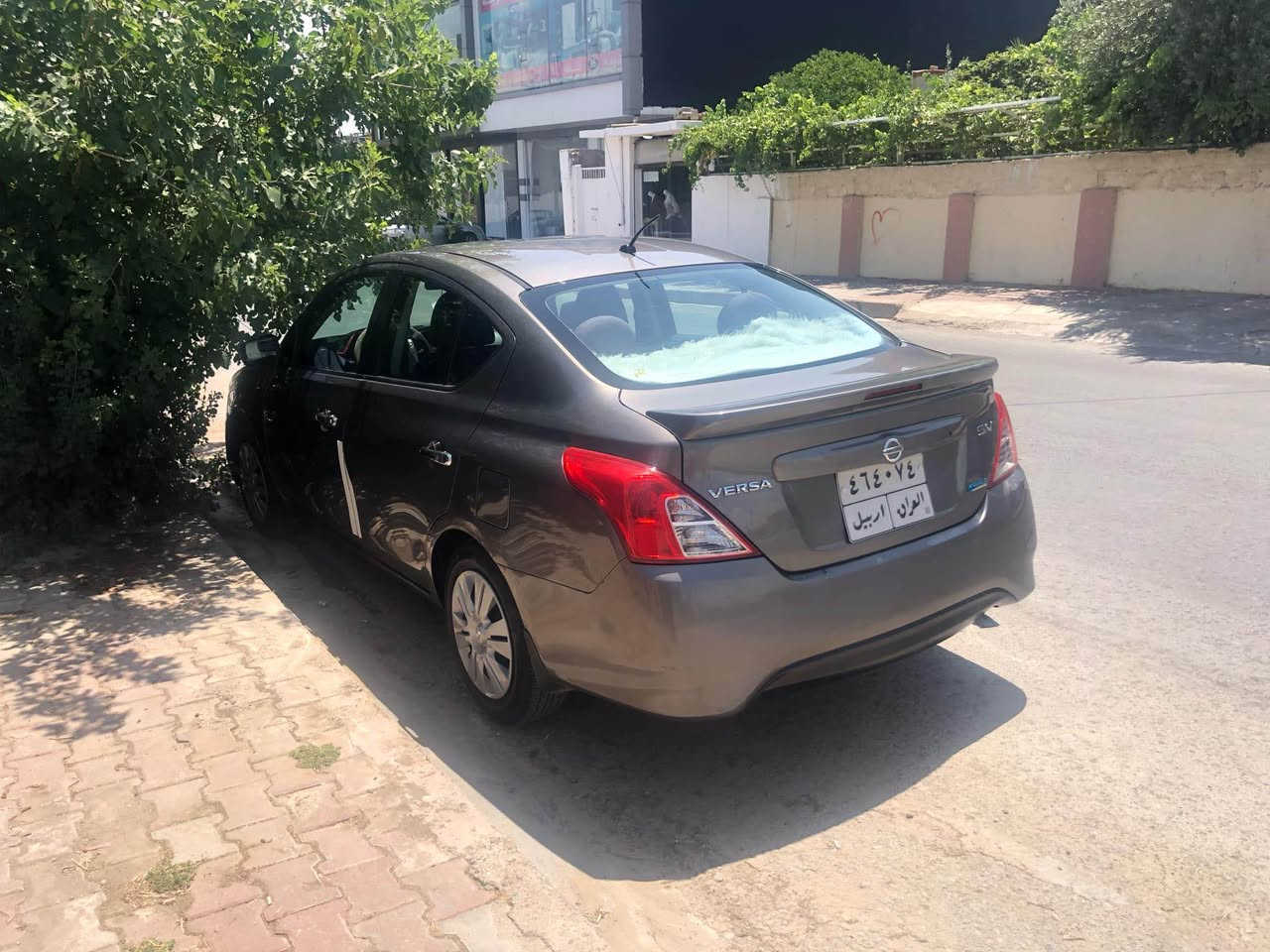 نیسان ڤیرسه‌ ٢٠١٦
تۆماتیك مواسه‌فات sv
شاشه‌ ئایپاد . كامیره‌
هه‌موو گیانی به‌شه‌رته‌
٣ پارجه‌ی بۆیاخه‌
پیشی جه‌مپیكی خه‌فیفی هه‌یه‌
سه‌نه‌وی به‌سه‌رجوه‌ 
له‌ كۆیه‌م
*********** كويسينجاك, أربيل
