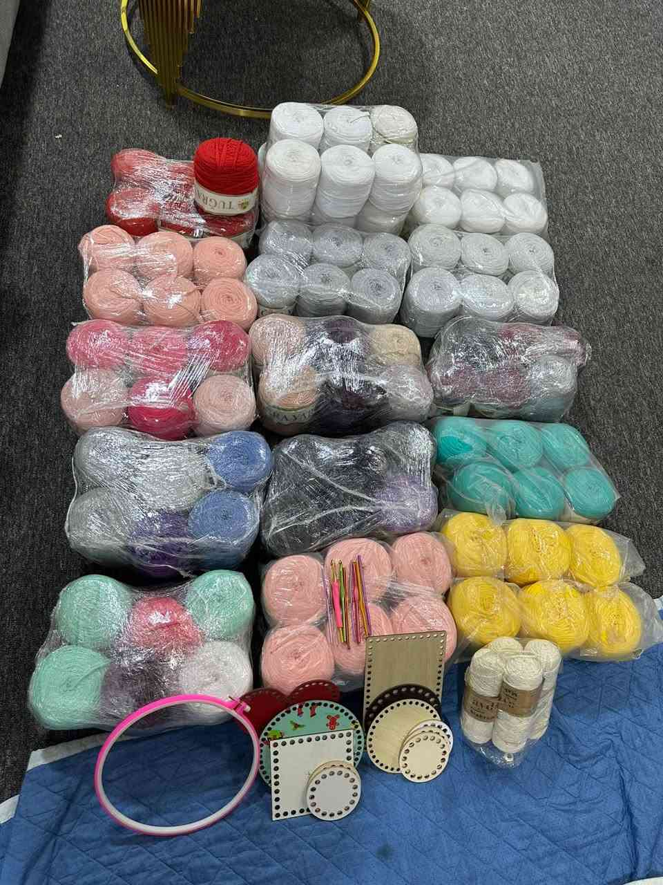 بنات عندي هاي الخيوط الحياكة للبيع كلهم شلعه وحده ب ٧٥ الف  واكو بعد مجموعه كل قطعه ع نص نص الي تريدهم  تكتب بالتعليق ادخلها 
العنوان النجف شارع المطار


**إذا كنت صاحب هذا الإعلان وتريد حذفه لأي سبب، رجاءا أرسل رسالة إلى الدعم الفني**