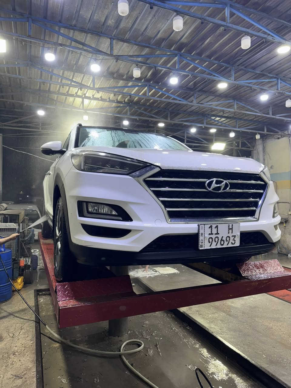 توسان 2019خليجي بوضع الشركه  نضيفة  كلش
مكفوله ع الشركه شرط ترايهه مال زيرو مكينه كير وضع الشركه بعدهه كلهه وضع شركه سياره جديده مواصفات 
بانوراما طكتين
كشنات جلد لونين 
بصمه تشغيل 
بصمه ابواب 
لايت خمس عدسات 
لايت عند لستداره 
بكلايت آيل ايدي 
خمس ويل كب 18 
شاحن واير لس 
دبل كشن كهرباء 2
تبريد قطعتين 
لد نهاري 
داخل صاج 
دبل تحكم ستيرن 
ستيرن صاج 
كامره خلفي دواره 
وحساس خلفي 
شاشه كبيره 
3انضمام قياده 
عادي وسبورت ونورمان
ترايش نيكل
مري شفط 
يدات ترحيب 
دوسات نيكل 
مكينه 2000 دوش 
السعر 195 وبيها مجال كلش بسيط 
وباقي مواصفات معروفه رقم بغداد دولي جديد بسمي هزه وسنويه ورقم جديده قبل 4 ايام سويتهن 
 هـ . ***********مكاني بغداد الدورة
