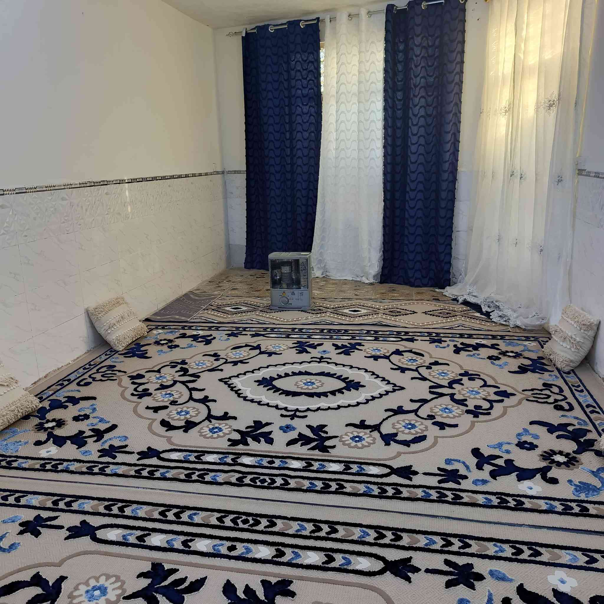 السلام عليكم
دار للبيع مساحة 180م واجهة 10نزلل 18

يحتوي على كراج +استقبال معزول + حولي + كبير + غرفتين نوم + مطبخ + بيتونه + سطح + صحيات خارجي داخلي 

صب مسلح عالي عن الشارع   

سند اصفر 

سعر مناسب 

حي البساتين حي السلام 

من جهة اسواق العائلة.. 

أكثر استفسار👇👇 اتصل🗣📲📞 بدون دلاليه 

       ***********
