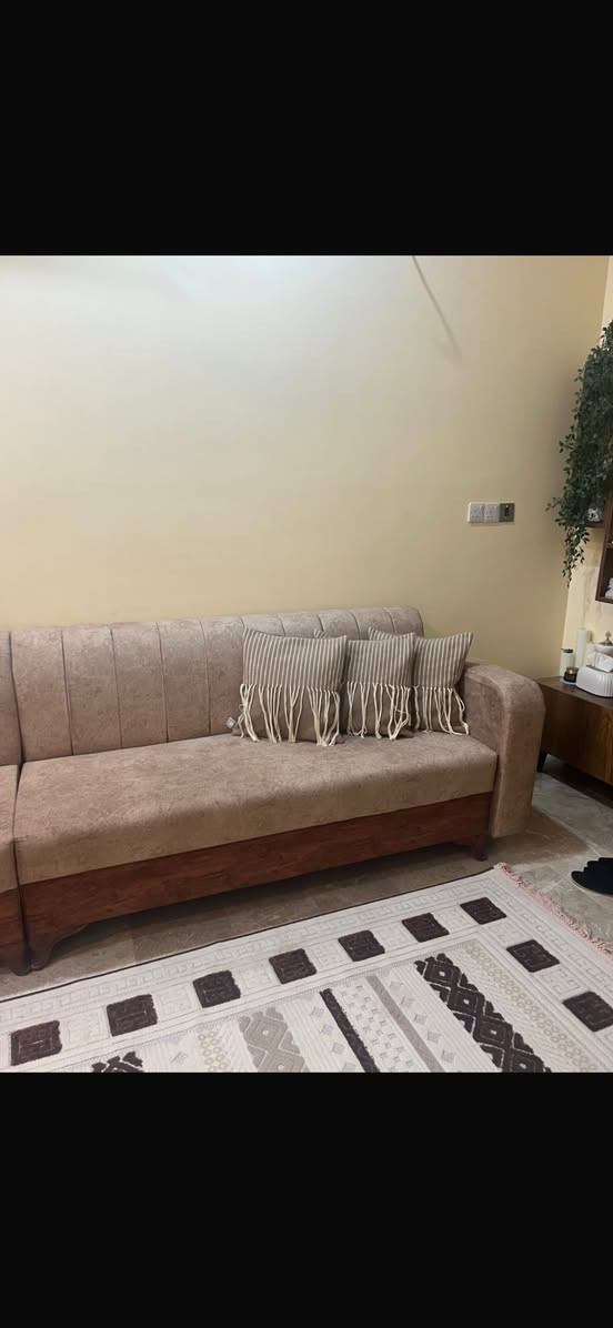 تخم ديوان اخو الجديد اريده ب٥٠٠ وبي مجال


**إذا كنت صاحب هذا الإعلان وتريد حذفه لأي سبب، رجاءا أرسل رسالة إلى الدعم الفني**
