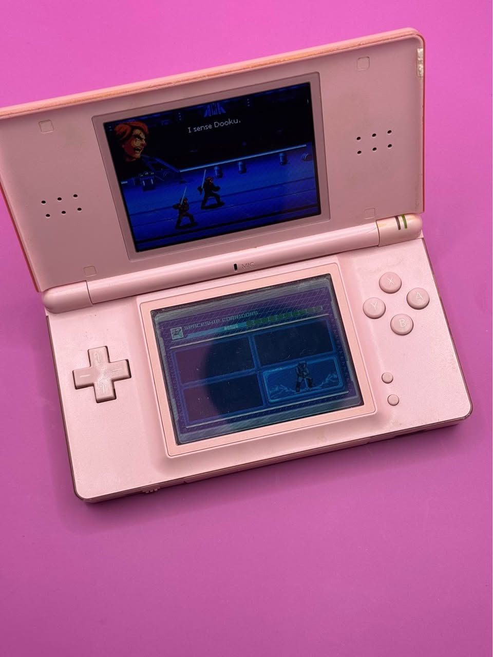 Nintendo DS Lite
جهاز نينتندو دي اس لايت
باللون الوردي المميز 
ملحقات الجهاز
كارت R4 (قطعة التهكير)

رام 32GB يحتوي على الاف الالعاب

القلم الخاص بالجهاز

شاحن الجهاز الاصلي
نظافة عالية تحتوي الشاشة على لاسق
السعر ٧٥ الف 
متوفر توصيل بغداد, العراق


**إذا كنت صاحب هذا الإعلان وتريد حذفه لأي سبب، رجاءا أرسل رسالة إلى الدعم الفني**