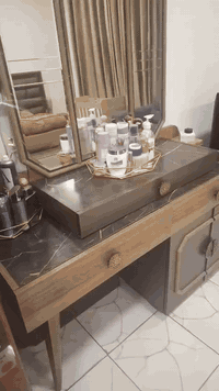 غرفة تركي للبيع
رحمة للكعبة مندوب مندوبة ليتصل ويتعب نفسة 
خصوصا المجمعات والبياعة شراية لان مبين 
10 قطع نسبة النظافة 80 بالمية 
فقط بيهة ضرر بالجامة مال باب الكنتور مامبينة كلش موضحة بالصورة 
سعرهة 800 وبيهة مجال بسيط 
تجي تكلب وتشوف عله راحتك وتفصخ وتاخذ 
والشراي عيوني اله 
مامتواجد عالفيس عالاتصال فقط 
عنواني بغداد المشتل 
***********
