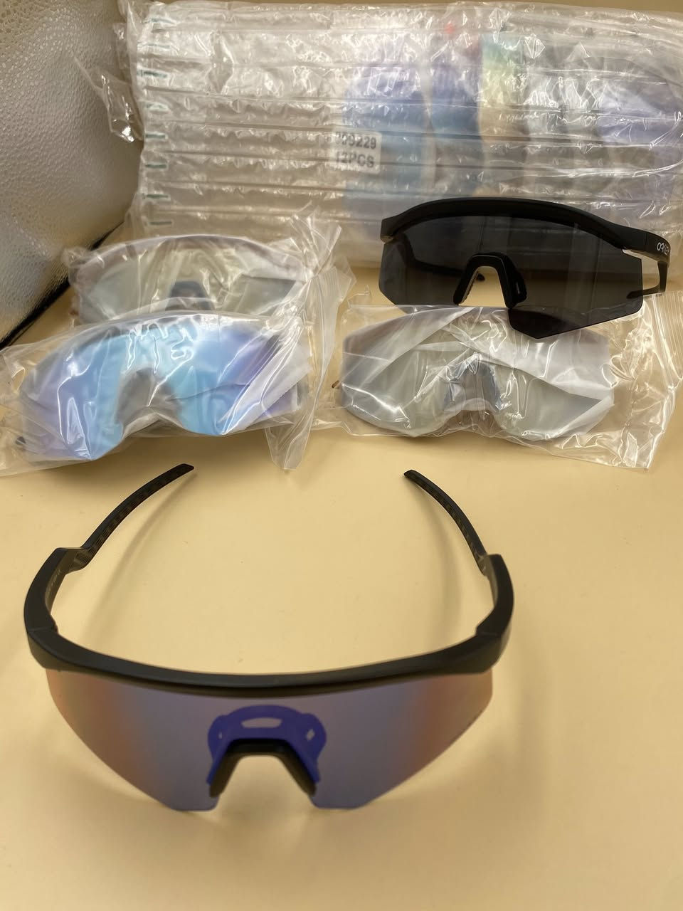 الي على باب الله   صناعه امريكيه متوفر ١٢ قطعه


**إذا كنت صاحب هذا الإعلان وتريد حذفه لأي سبب، رجاءا أرسل رسالة إلى الدعم الفني**