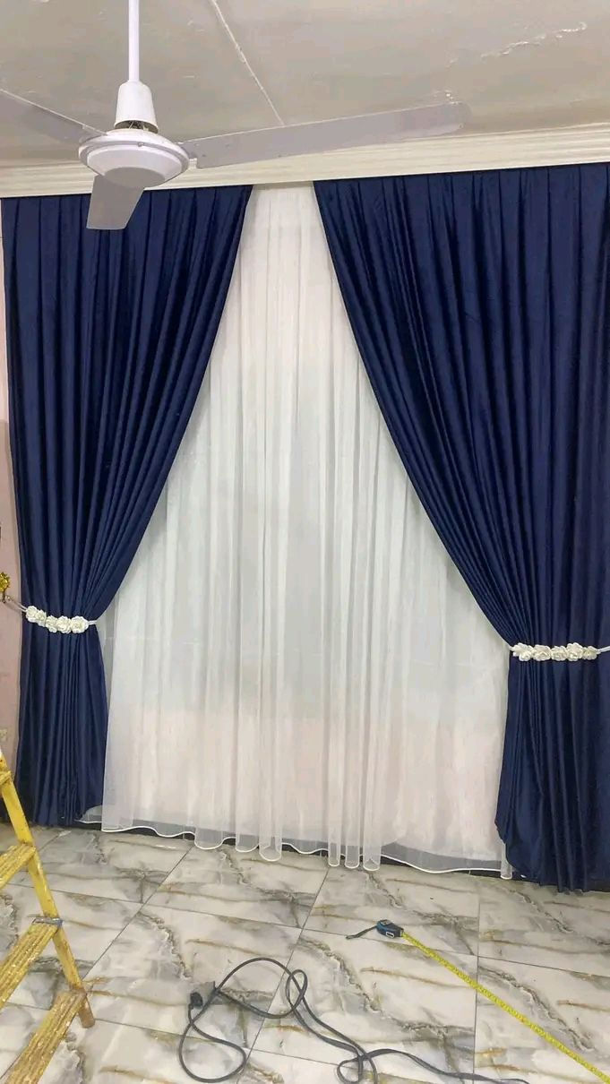 بنات بيج ستائر بالديوانية كلش كلش راقي الصور تسولف يناسب كل الأذواق قماش يموت فخم  مو العادي 
باعوا كمية الهدوء والنزاكة وترتيب الألوان. العنوان ديوانية شارع  الصافير. وايضا يشتغلون الكم القماش إلي تردوا والموديل الي يعجبكم. بوقت قصير. توصيل موجود  بس كولوله من طرف المندوبة أميرة فضلا وليس امرا مو تنسون. 
رقم التواصل 
***********
