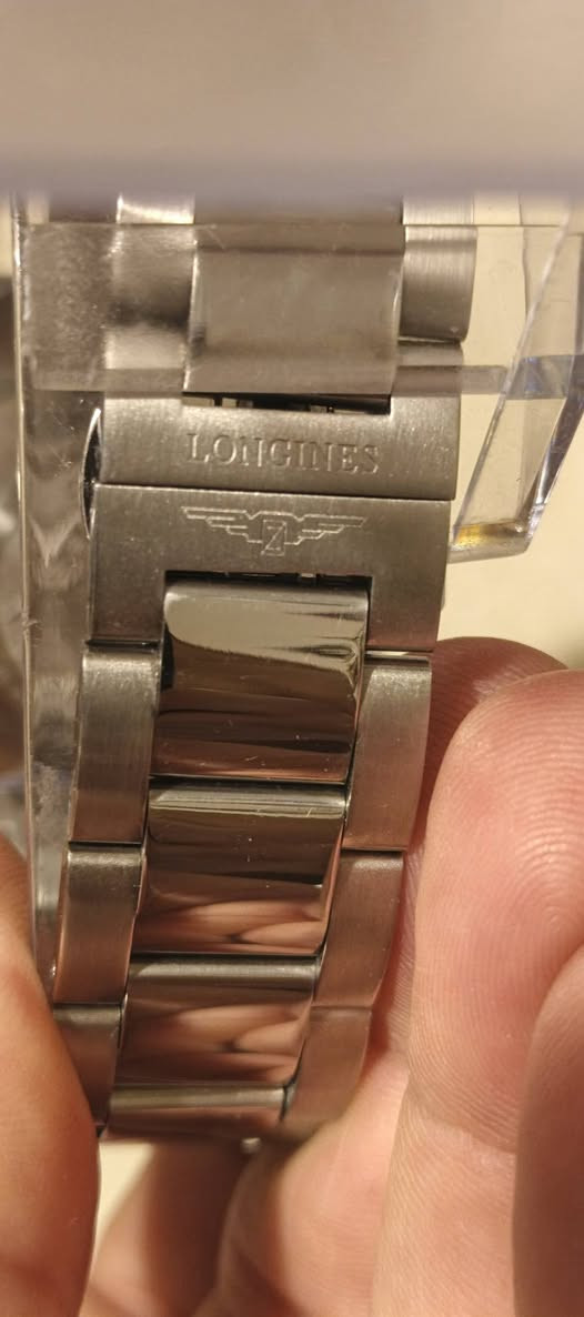 لونجين ماستر كوالتي اوتوماتك
اوتوماتك القطر 43 ملم لامينوس رنك دوار 
السعر 105000 بدون علبة
***********
Message فيكسا للساعات والمستلزمات VEXA on WhatsApp. https://wa.me/message/6ETKNGLXZLVLB1
