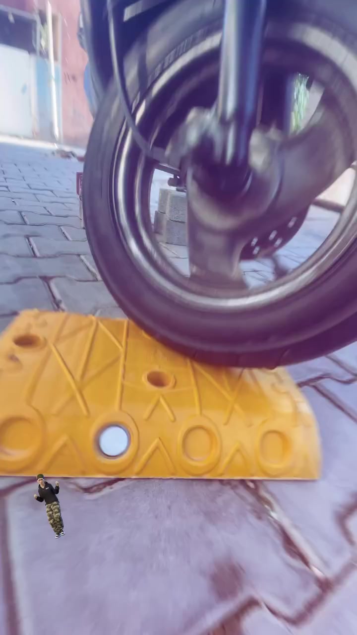 سلام عليكم.... مكلف بلنشر
دراجة ماكس عدله 🛵 للبيع

دراجة شلعه معدل كهربائيات كلهه شغاله 

دراجة  بلاديه 

أي نقص مابيهة

جيب فيتر وتعال افحص

العنوان بغداد حـي اور 📍الاستفسار خاص


**إذا كنت صاحب هذا الإعلان وتريد حذفه لأي سبب، رجاءا أرسل رسالة إلى الدعم الفني**