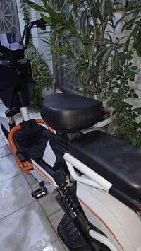 بايسكل كهربائي نوع RAYAN MOTOR  الحالة: استخدام شهر فقط،  نظافة 100%. ...