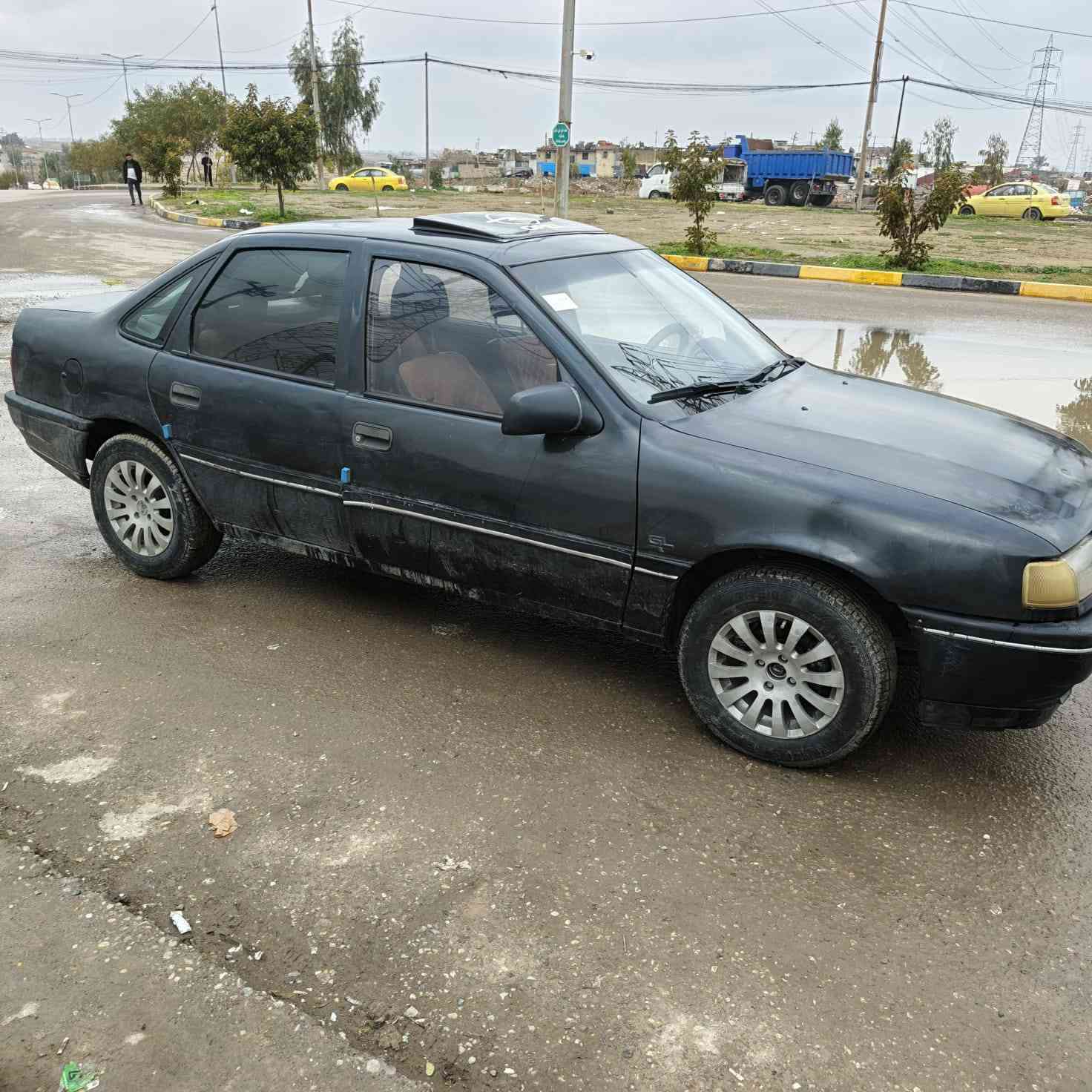 فكتره رقم نينوى دولي  حجم  16 بلا ضرر بيها يم التنته شويه بارد  سياره جاهزه تحويل وكاله من الشرعي  السعر 32 وبيها مجال ***********
*********** العنوان الموصل الايمن حي التنك دورة الصوره
