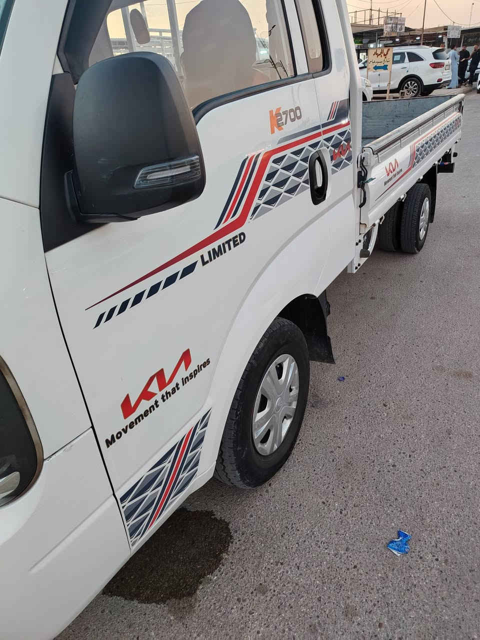 البيع كيه حمل موديل 22 رقم واسط
كفاله عامه تخم تاير تحويل ثاني يوم 
مابيه اي نقص السياره خير من الله 
***********
