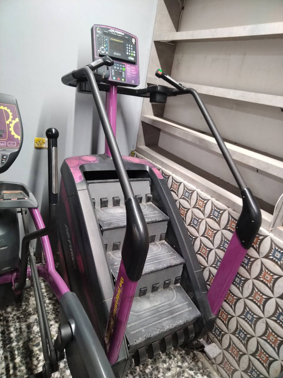 قطع غيار اجهزة لايف للبيع العنوان بغداد ***********
