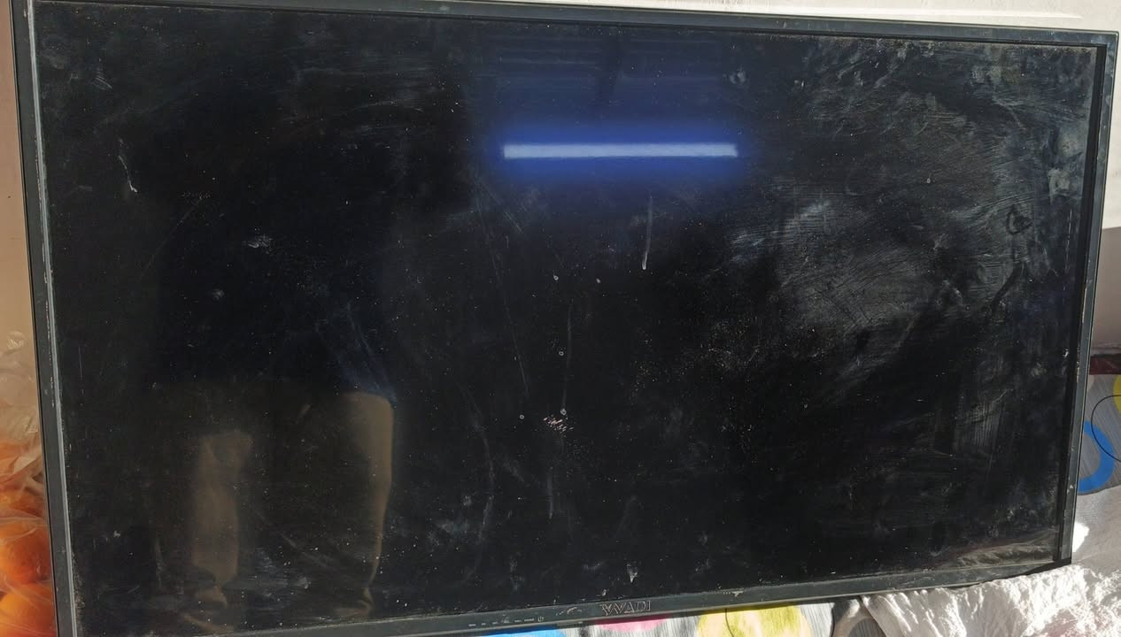 السلام عليكم بلازمه حجم ٤٣ ابيع هل موجود ما عرف شبيها بسعر ٧٥ ألف وبي مجال عنواني زعفرانيه شارع معهد رقم الهاتف ***********
