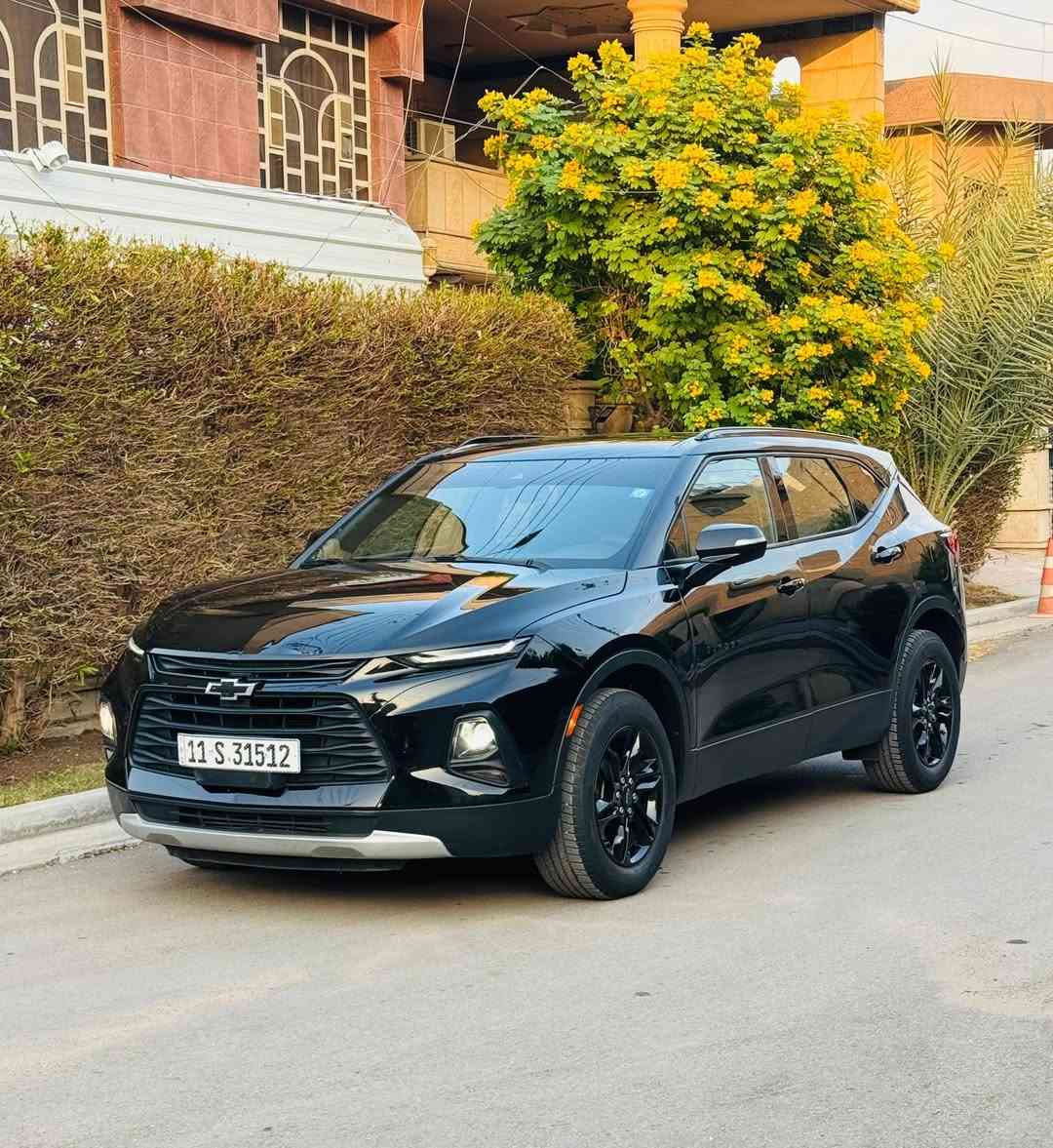 للبيع شوفرليت بلايزر  LT2 موديل 2022
( رقم بغداد سنويه بسمي)
محرك 4 سلندر 2000 تيربو 
ماشيه 60 الف 
وارد امريكي حادثه جاملغ امامي بي بارد فقط بدون دواخل بدون صبغ ايرباك ستيرن وبرده
وعلفحص وين ميحب المشتري
صور الحادث ورقم الشاصي موجود بلمنشور
المواصفات :- بصمه ,شاشه ,جنطه كهرباء, رادار امامي خلفي جانبي ,مقعد كهرباء, تحكمات ستيرن ,تحديد مسار, لايت امامي زينون ,لد امامي خلفي ,حساسات خلفيه ,كامره خلفيه دواره ,اوتو ستوب , تدفئه كشنات وبعد هوايه مواصفات
مكان السياره بغداد المنصور 
السعر 195 ورقه قابل لتفاوض
***********
