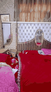 السلام عليكم غرفة نوم نظيفة جداً للبيع تركية درجة اولى مشتراهة 3ملايين عارظهة مليون و600 العنوان قبل الحولي المحمودية ط
***********
