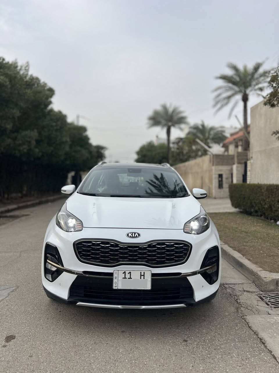 سلام عليكم
سبورتج موديل 2020 جيتي لاين اعلى مواصفات 1/1 مكفوله كفاله عام من ضربه وصبغ وبارد وتبديل و حالوب حتى دعاميات مكفوله من تبديل و صبغ ماشيه فقط 55 حقيقي بسمي رقم بغداد مشروع وطني 

مواصفات 
بصمه ابواب +تشغيل 
بنورامه 
كراسي عدد 2 كهرباء 
جلد + مخمل كراسي 
صندوق كهرباء 
سايد بريك بصمه 
أوامر صوتيه و  اوتو هولد 
شاحن واير ليس
حساس امامي وخلفي 
شاشه اصليه 
كامره دواره اصلي 

وبعد اهواي مواصفات 

مكانها بغداد 
السعر 214 وبيها مجال ان شاءالله 
الاستفسار 

***********
