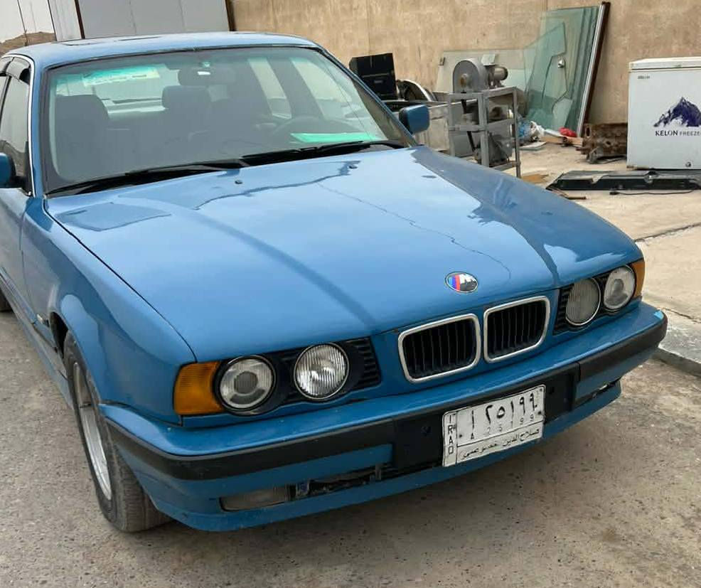 54
شرط تحويل وكاله
 بي ام دبليو للبيع 
موديل 1991 محرك 525iA كبس  بلادي اوتوماتيك رقم صلاحدين الماني تبريد ثلج تدفيه نار سياره على بلاد صبغ عام جماليه فقط لايت زينون فول سلايت سنتر لوك 4 جام كهرباء كشنات جلد اسود دشبول صاجي دبل إرباك  سياره جديد داخلها زيرو  بدون ضربه سياره احلى من الصوره صدر امامي خلفي دبلات كل الجديد سياره مال بيت ترايك 200 سعر 54قفله بدون معامله شراي خابر كركوك حي عسكري ***********
