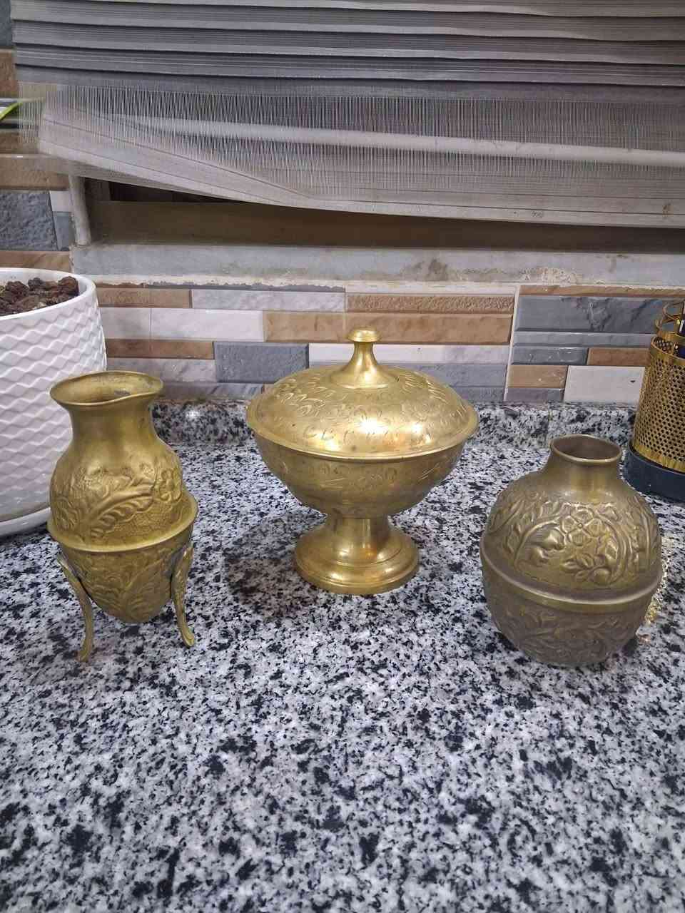 مجموعه نحاس اخر قطع مميزه جميله


**إذا كنت صاحب هذا الإعلان وتريد حذفه لأي سبب، رجاءا أرسل رسالة إلى الدعم الفني**