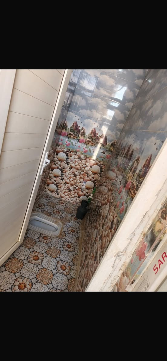 يا الله
دار للبيع مشمول بقرار تمليك مساحه 380 متر موقع حمزلي يتكون البيت من كراج كبير وحديقه كبيره مرتبه كلش و3 غرف كبيره ومطبخ كبير فقط الارضيه صب صقل صحيات كاشي فرع عريض كامل الخدمات  للاستفسار 

*********** 
السعر 98 وبي مجال
