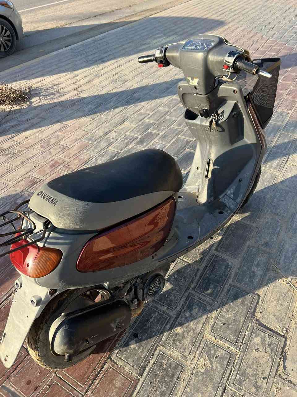 سلام عليكم دراجه البيع منغولي  نقصها بس برده مال سله ما مفتوحه سعرها 250 وبيها محال مكان كربلاء شارع احمد الواىلي للاتصال ***********
