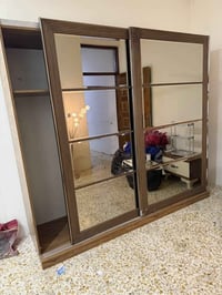 للبيع غراض مستعملة حي سومر شارع المدارس 07700382659