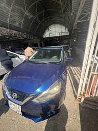 نيسان سينترا موديل ٢٠١٧ الضرر جاملغ اليمين الامامي والبوند + جاملغ الي...