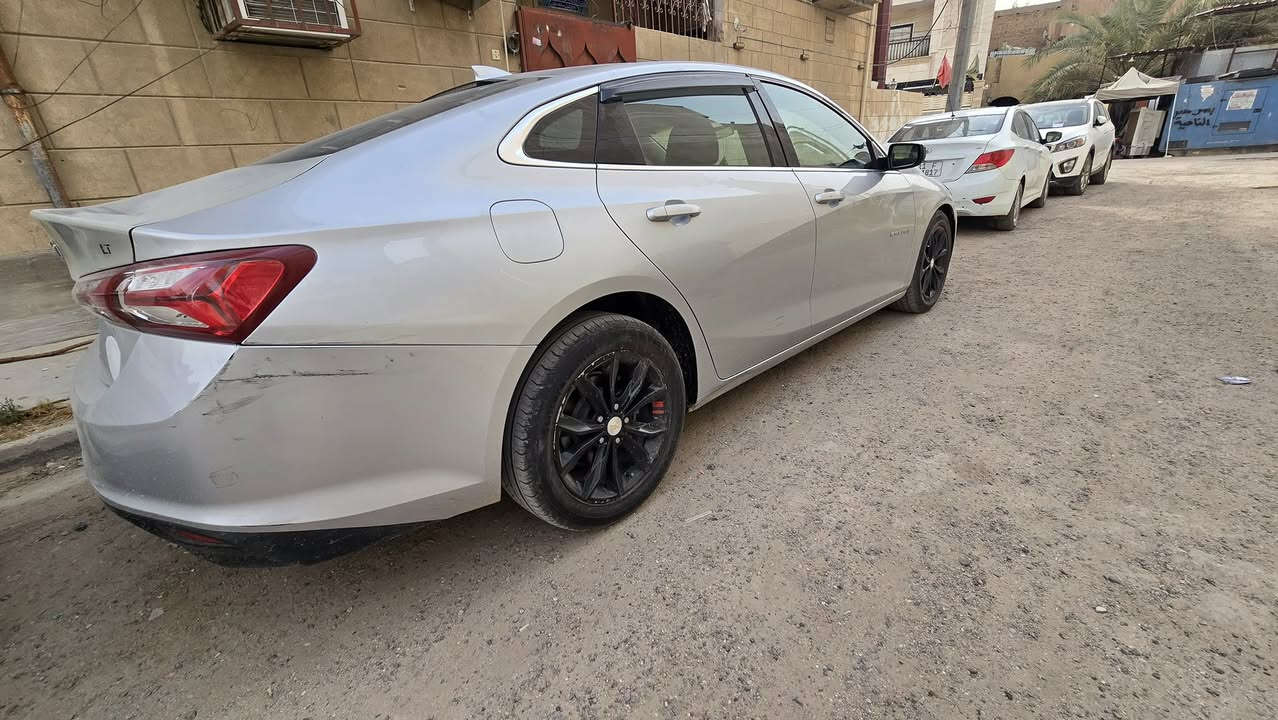 � للبيع شفروليه ماليبو 2019 🚗
✨ سيارة مرتبة واستعمال يومي، مريحة واقتصادية بالوقود.

ضربتها موضحه بالصور 

سياره مسويلها ادامه جديد كلشي جديد
من ناحيه الداخل 
وباقي موضح بالصور 

🔹 شفروليه ماليبو موديل 2019

🔹 محرك 1.5 تيربو

🔹 عداد: 103 ألف كم

🔹  أوتوماتيك

🔹 شاشة + بلوتوث + USB

🔹 تحكم كامل بالستيرن بصمه كرسي كهرباء 

🔹 تبريد ممتاز

🔹 تخم تاير جديد سوداء مميزة

🔹 السيارة بحالة جيدة جداً

مكانها الحرية الدولعي 

***********

98$

�
